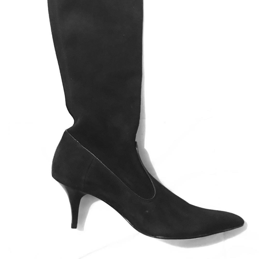 Suede boots